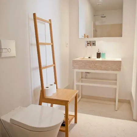 Apartment Majesty At Liberdade Avenue Cr1e